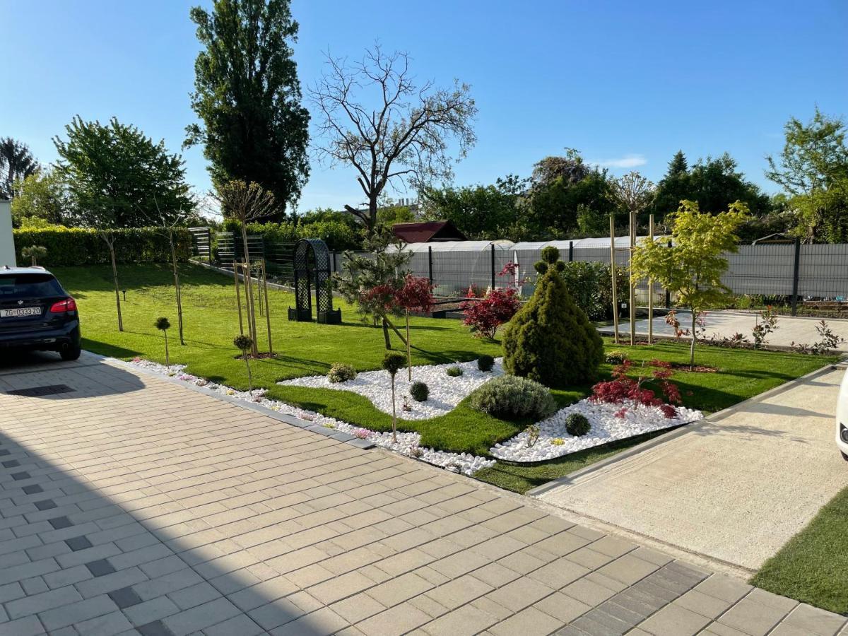 Villa Mami Загреб Экстерьер фото