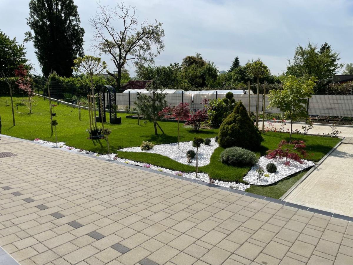 Villa Mami Загреб Экстерьер фото