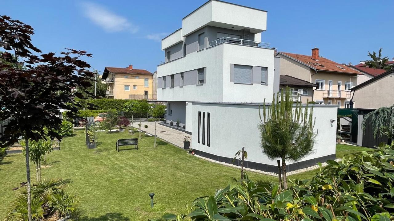 Villa Mami Загреб Экстерьер фото
