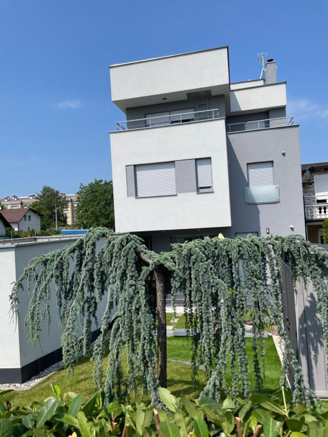 Villa Mami Загреб Экстерьер фото