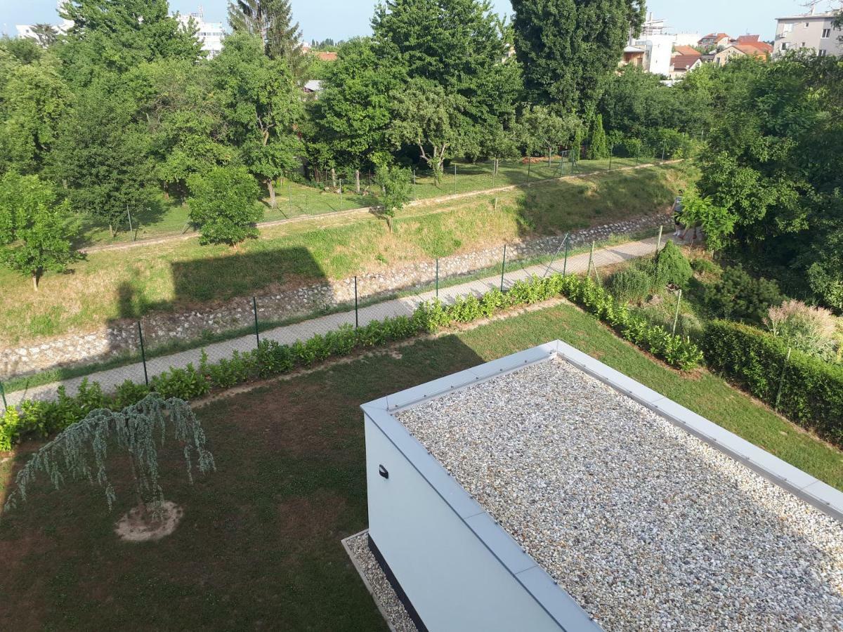 Villa Mami Загреб Экстерьер фото