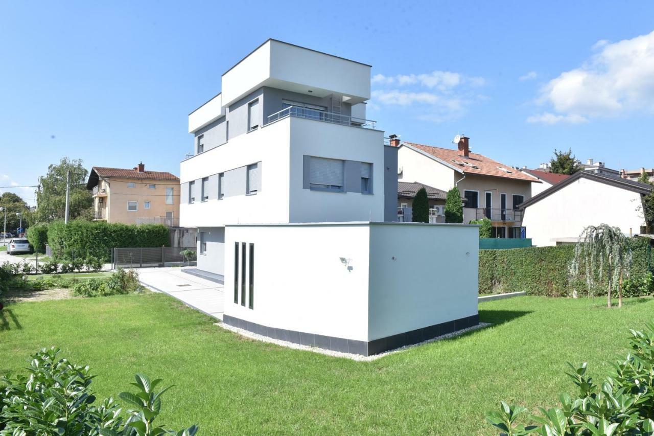 Villa Mami Загреб Экстерьер фото