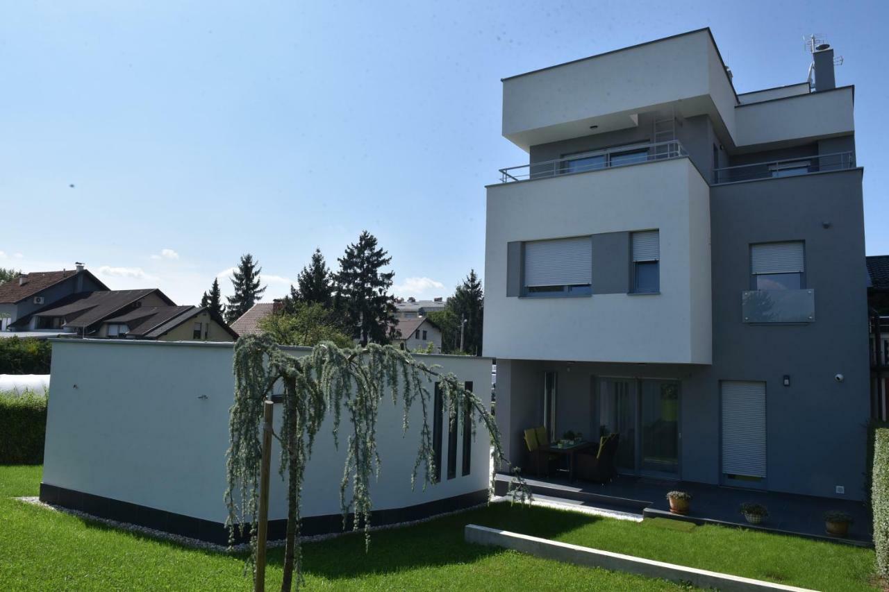 Villa Mami Загреб Экстерьер фото